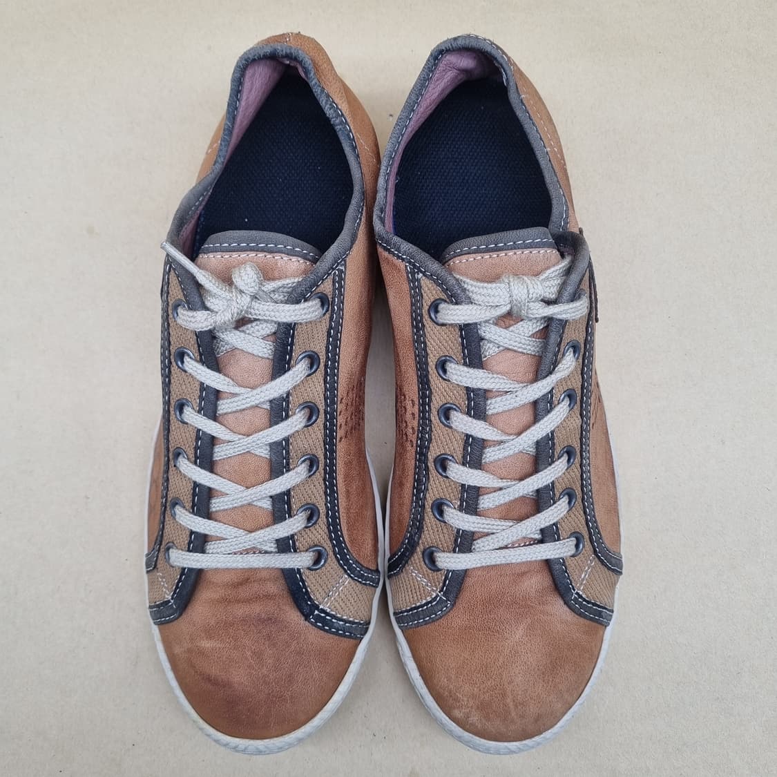 파투가스 레더 남성스니커즈 40 250 상품이미지2