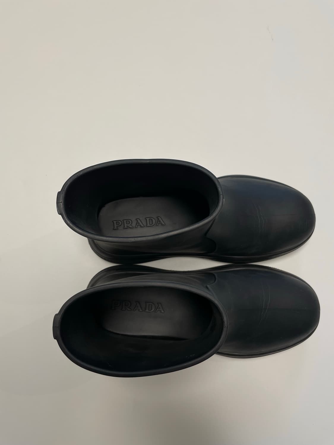 프라다 레인부츠 블랙 7사이즈 판매 상품이미지3