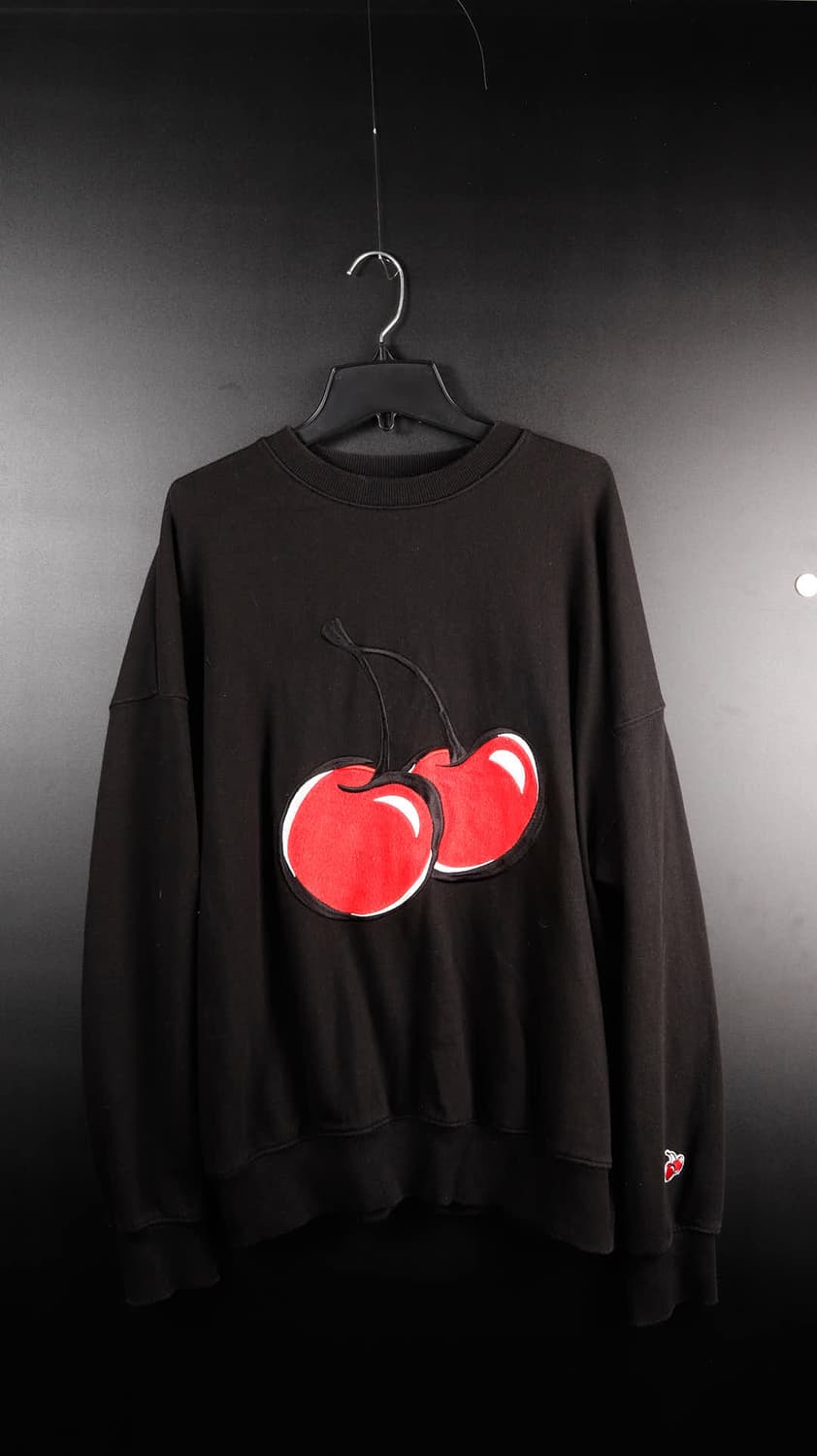 키르시 블랙 후드티 상품이미지3