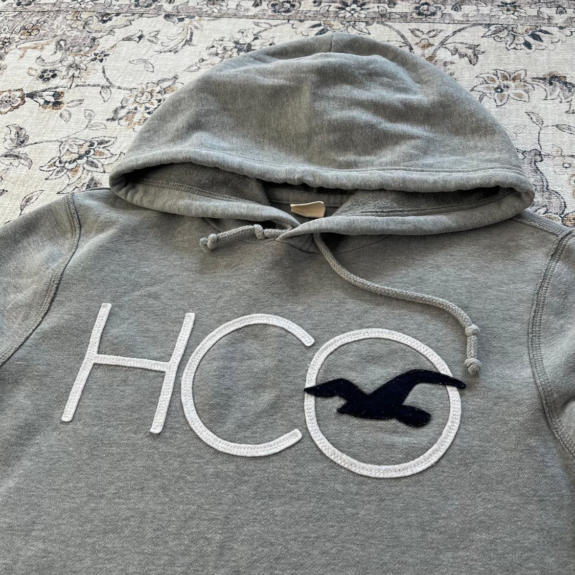 홀리스터 로고 패치 후드티 상품이미지2