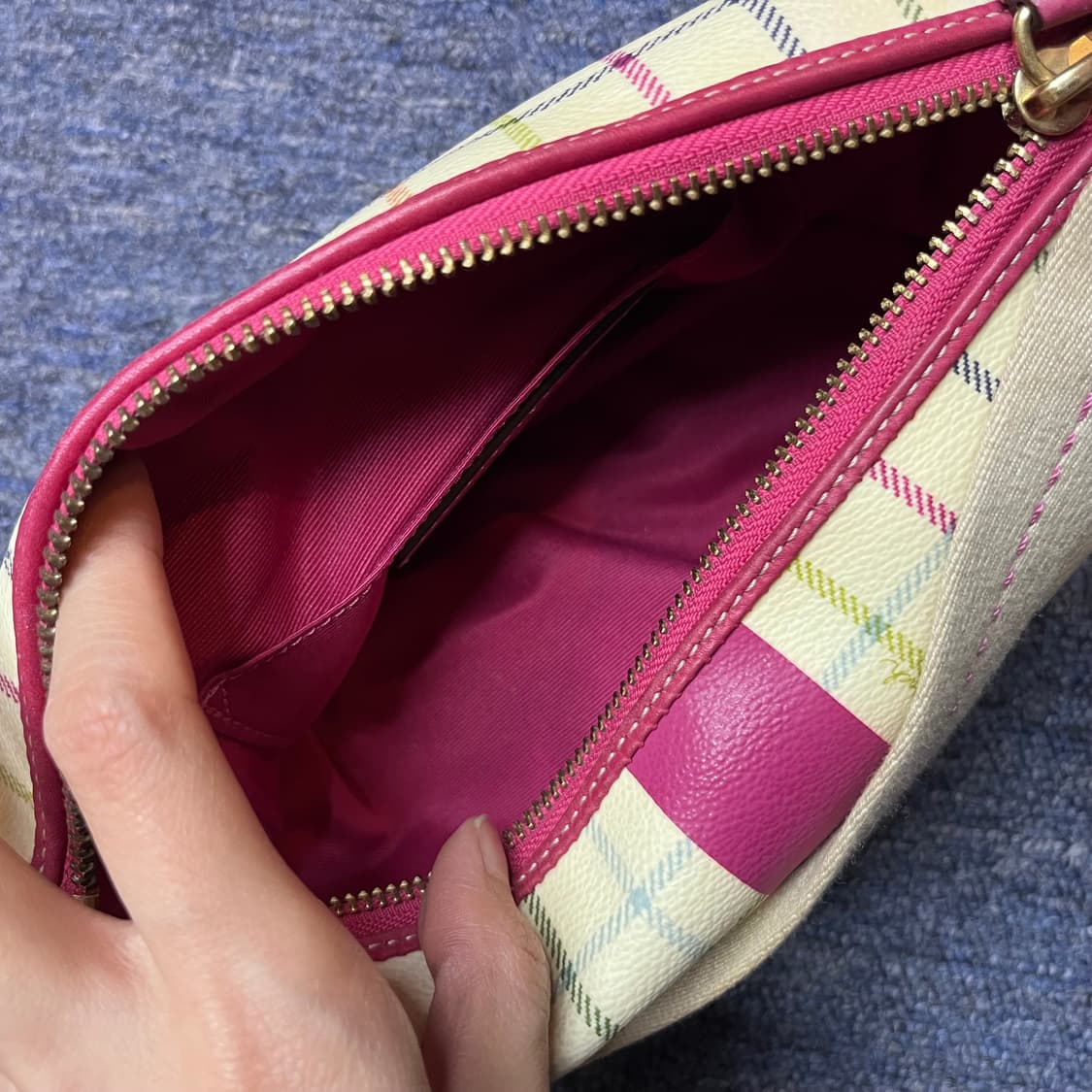 코치 y2k 체크 핸드백 상품이미지6