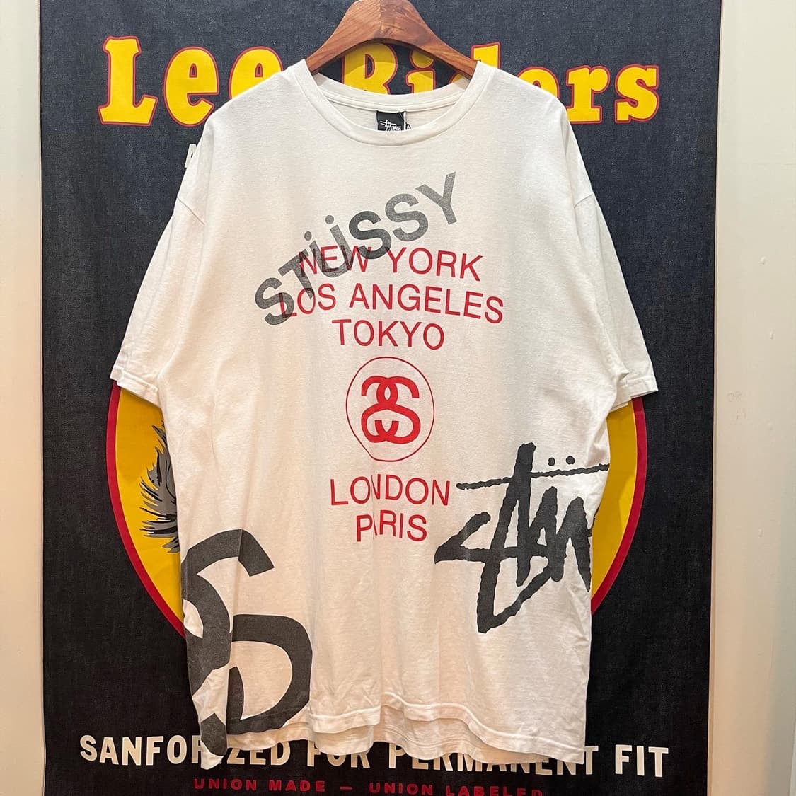 Stüssy BIG World Tour Tee 상품이미지2