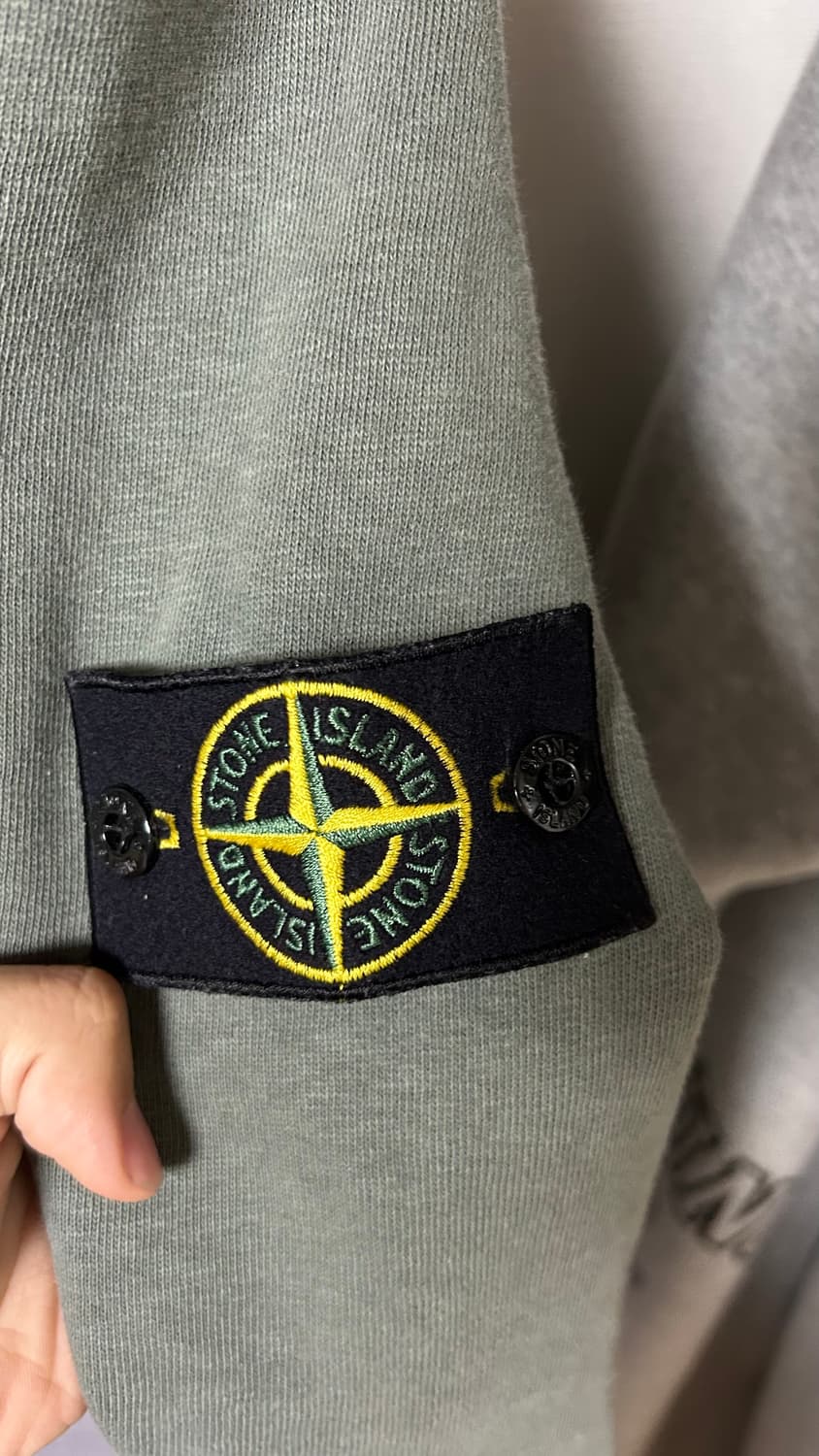 스톤아일랜드 하프집업 맨투맨 상품이미지3