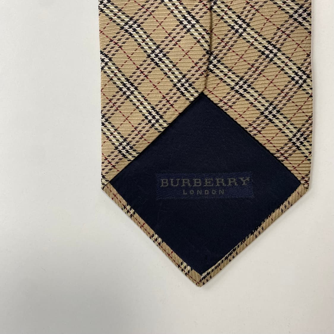 버버리 (Burberry) 노바체크 정품 명품넥타이 상품이미지4