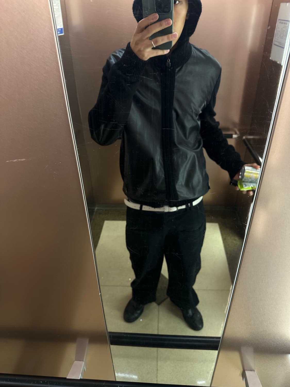 페레가모 블랙 레더 하이넥 디테일 자켓 XL 상품이미지4