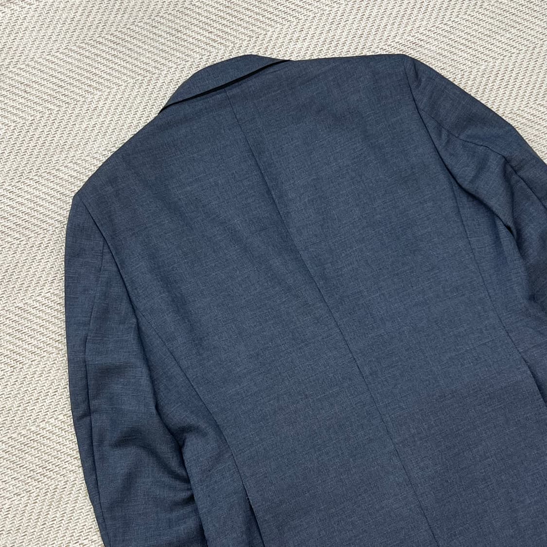 버버리 베이직 울 블레이저 r2395 상품이미지4