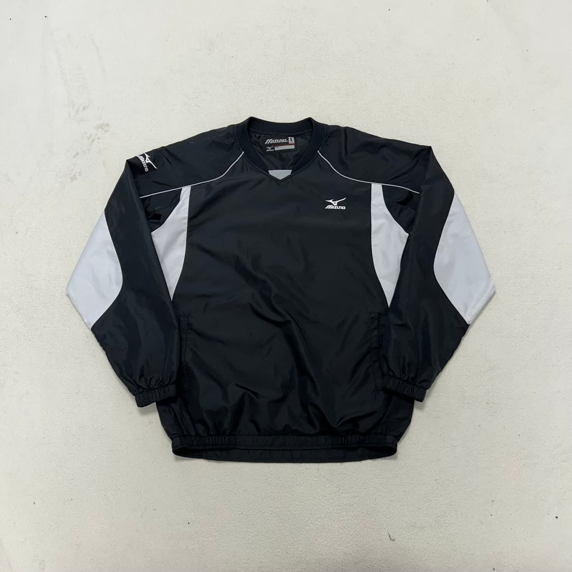 Mizuno white & black warm-up 상품이미지4