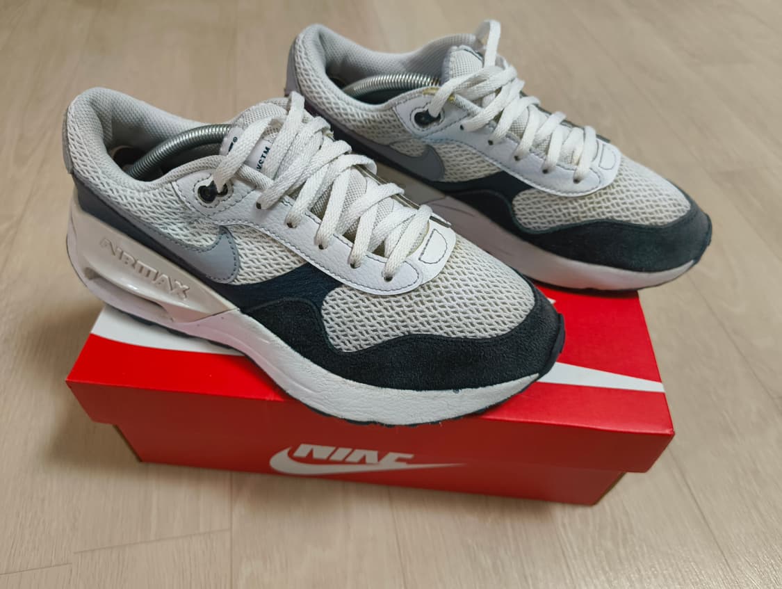 나이키 에어맥스 시스템 240사이즈 상품이미지2