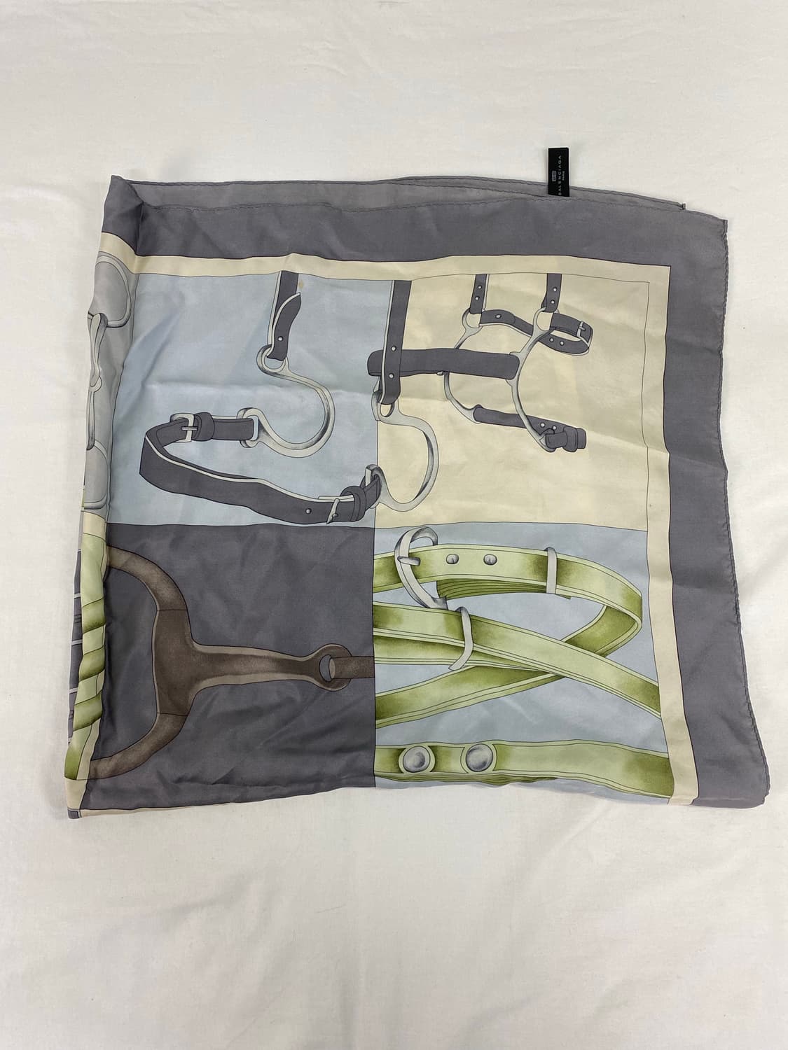 발렌시아가 실크 스카프 상품이미지2