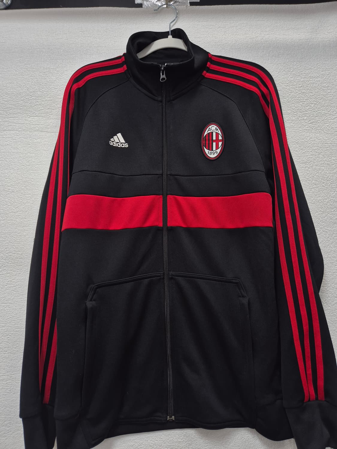 아디다스 AC 밀란 검빨 트랙 자켓 / 100(정품) 상품이미지1