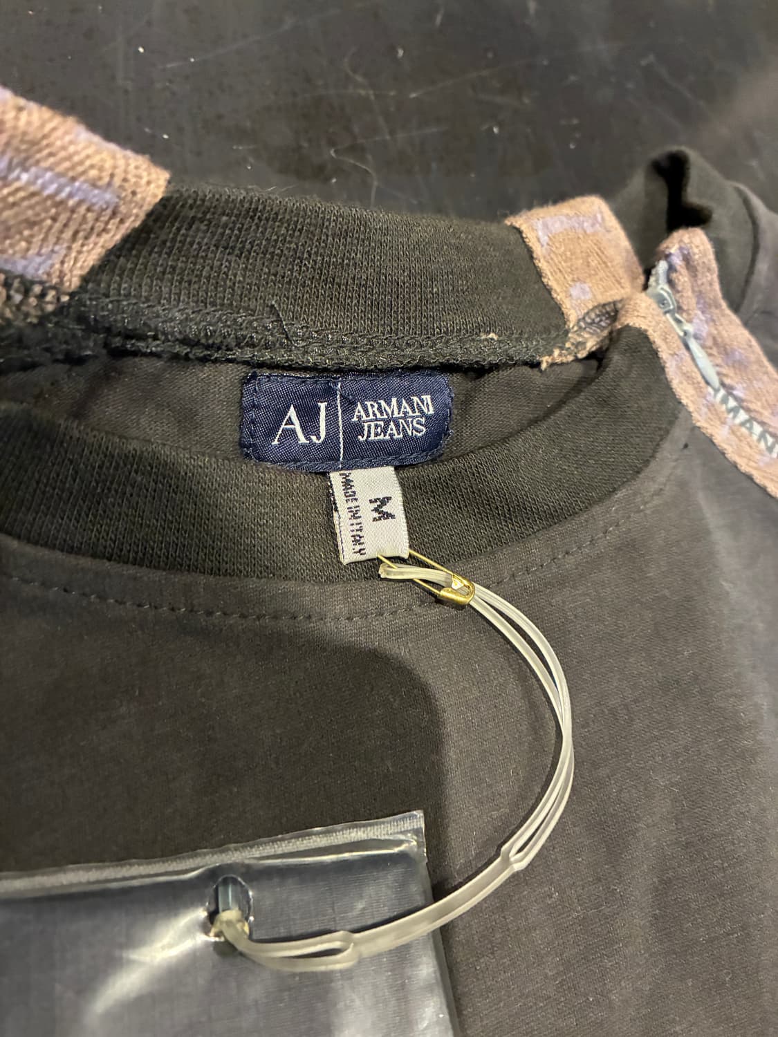 M) 아르마니 래글런 롱슬리브 차콜 상품이미지2