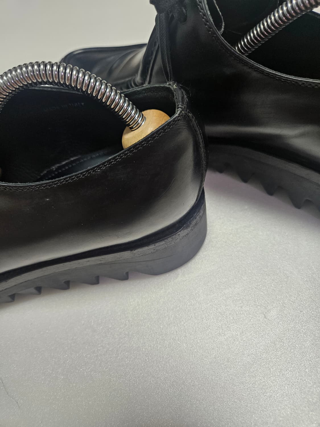 프라다 샤크솔 블랙 260 상품이미지8