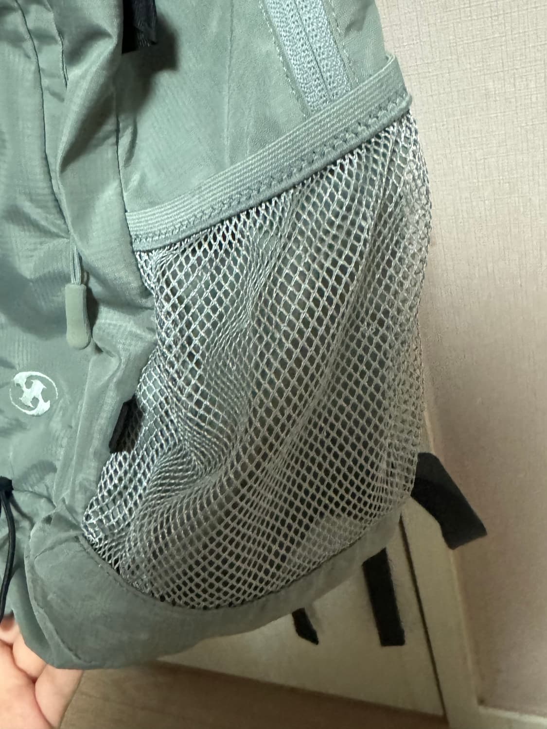 산산기어 23FW 백팩 GREY 상품이미지3