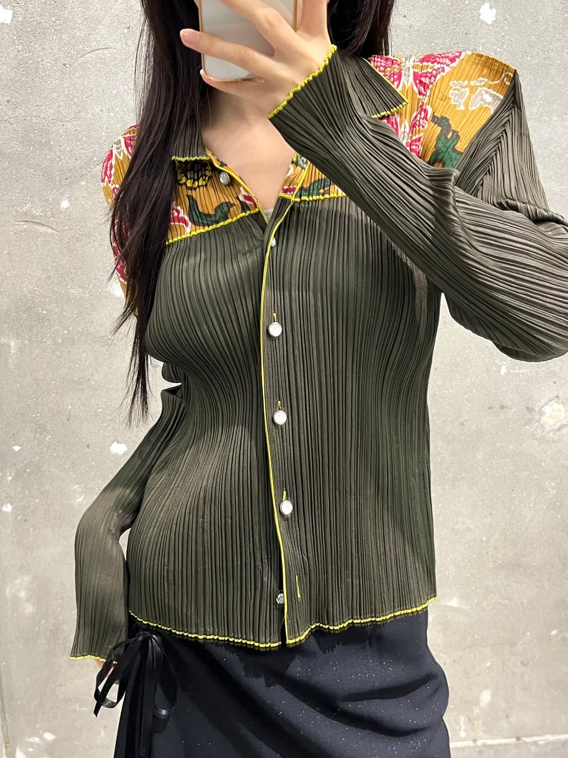 Pleats Please 플리츠플리즈 카키 프린팅 가디건 상품이미지2