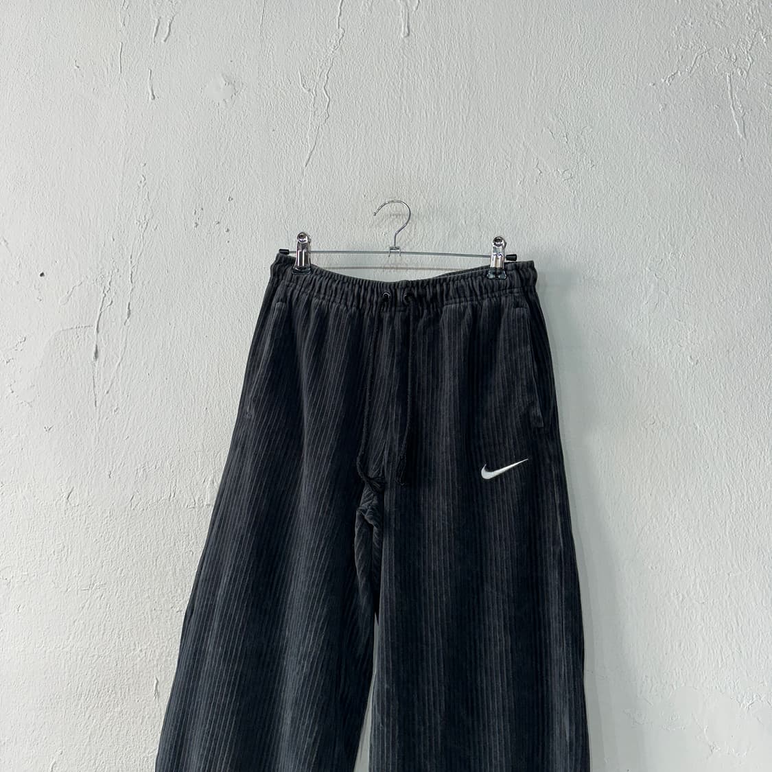 나이키 벨벳 코듀로이 팬츠 XS 상품이미지2