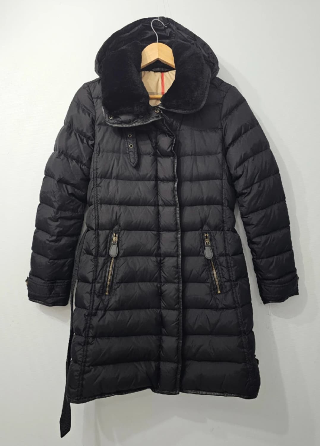 정품 버버리 블랙 벨티드 롱패딩 ~55반 상품이미지4