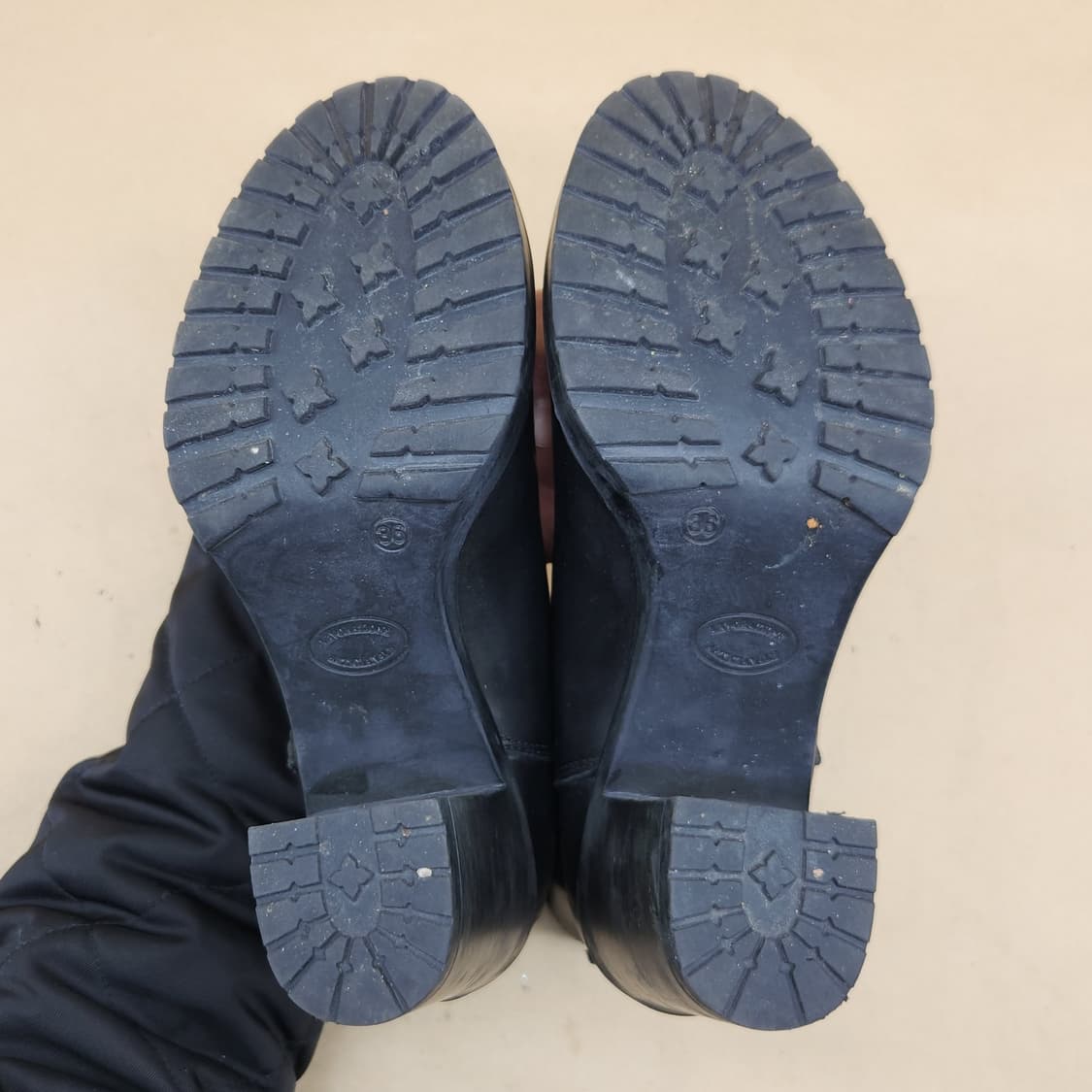 슈콤마보니 여성 앵클 부츠  230 굽8 상품이미지3