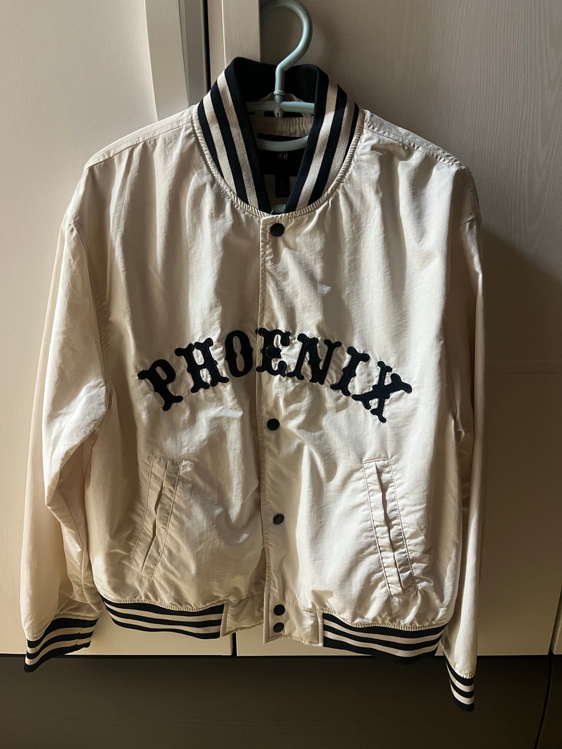 H&M 나일론 바시티 자켓 상품이미지1