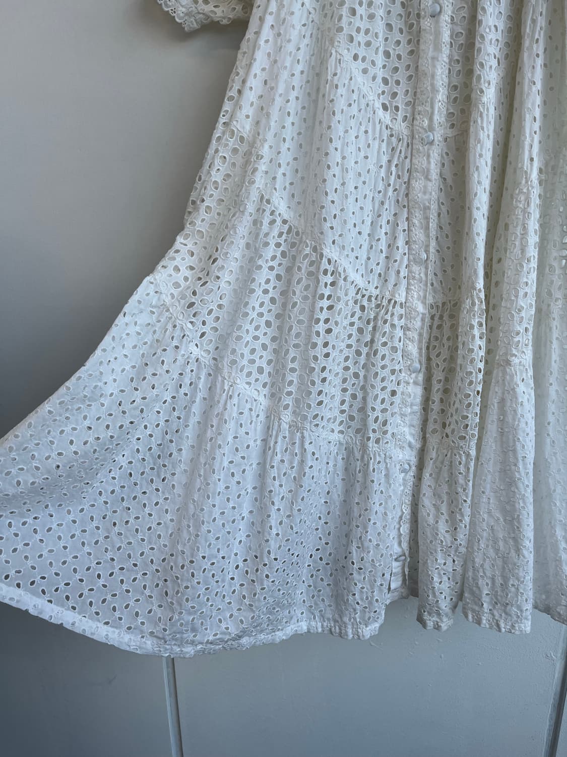 레이스 펀칭 롱 원피스 상품이미지4