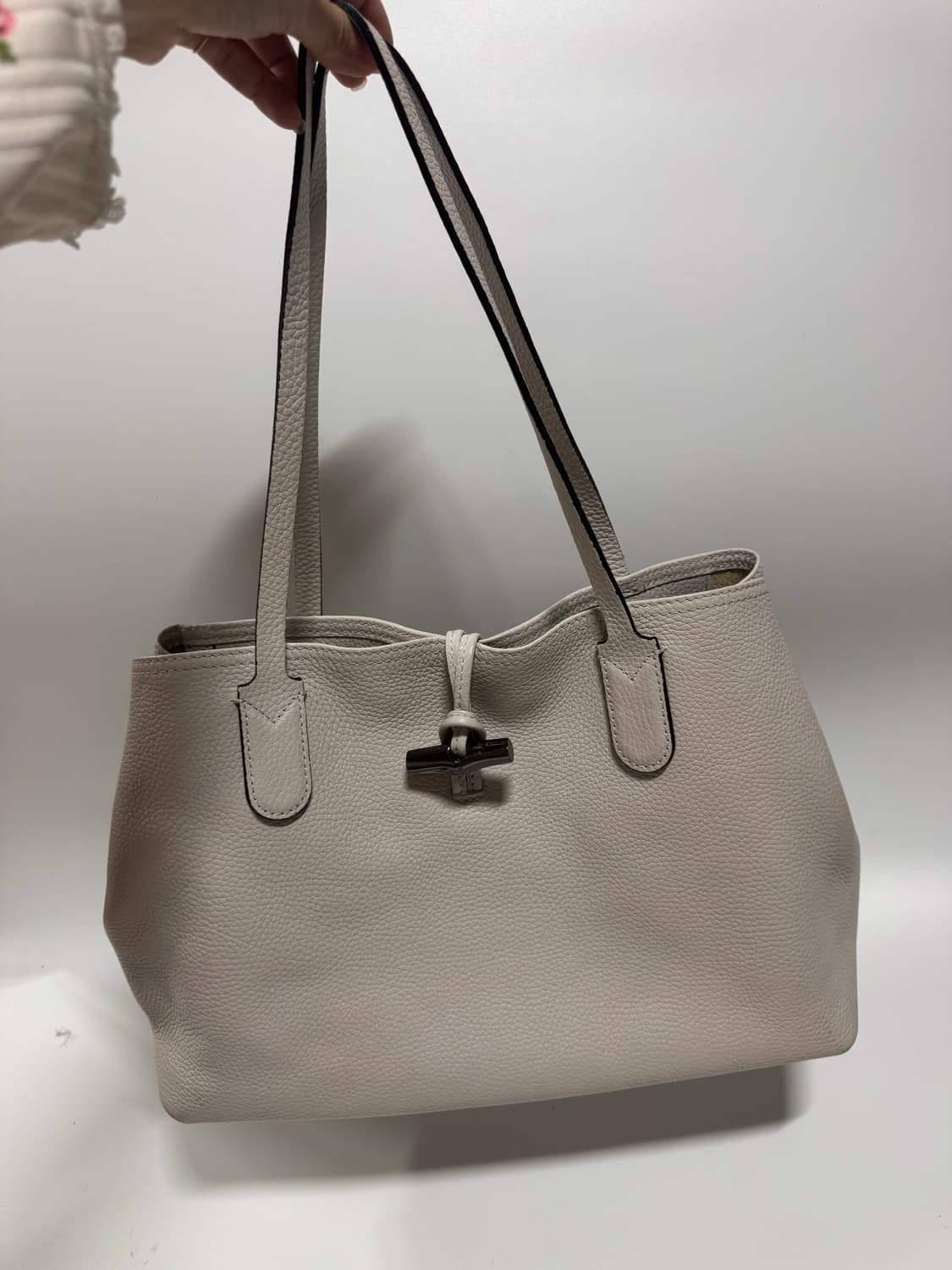 롱샴 아이보리 가죽 숄더백 상품이미지1