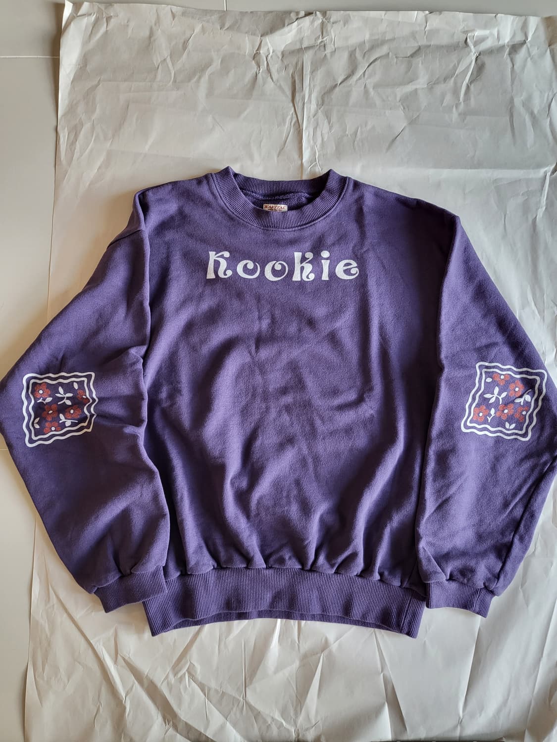 3] 캐피탈 30플리스 크루 스웨트셔츠 쿠키 패치 퍼플 상품이미지3