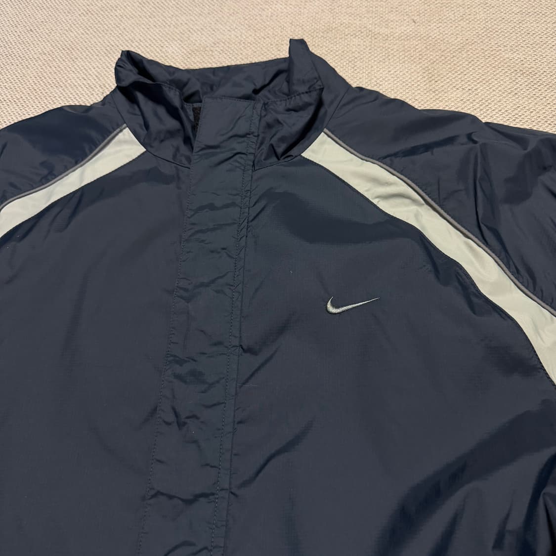 나이키 스몰스우시 바람막이 상품이미지2