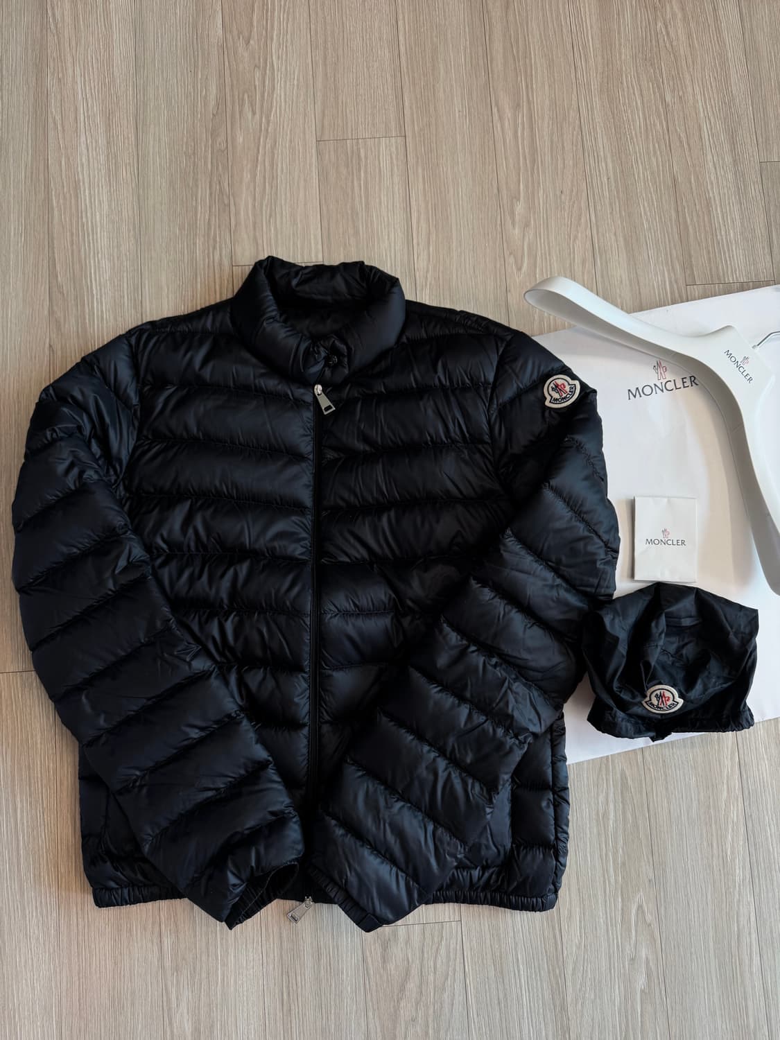 몽클레어 란스 여성 경량패딩 1 상품이미지1