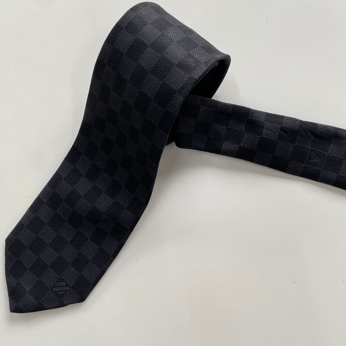 루이비통 (LOUIS VUITTON)다미에 블랙넥타이 정품 명품 상품이미지4