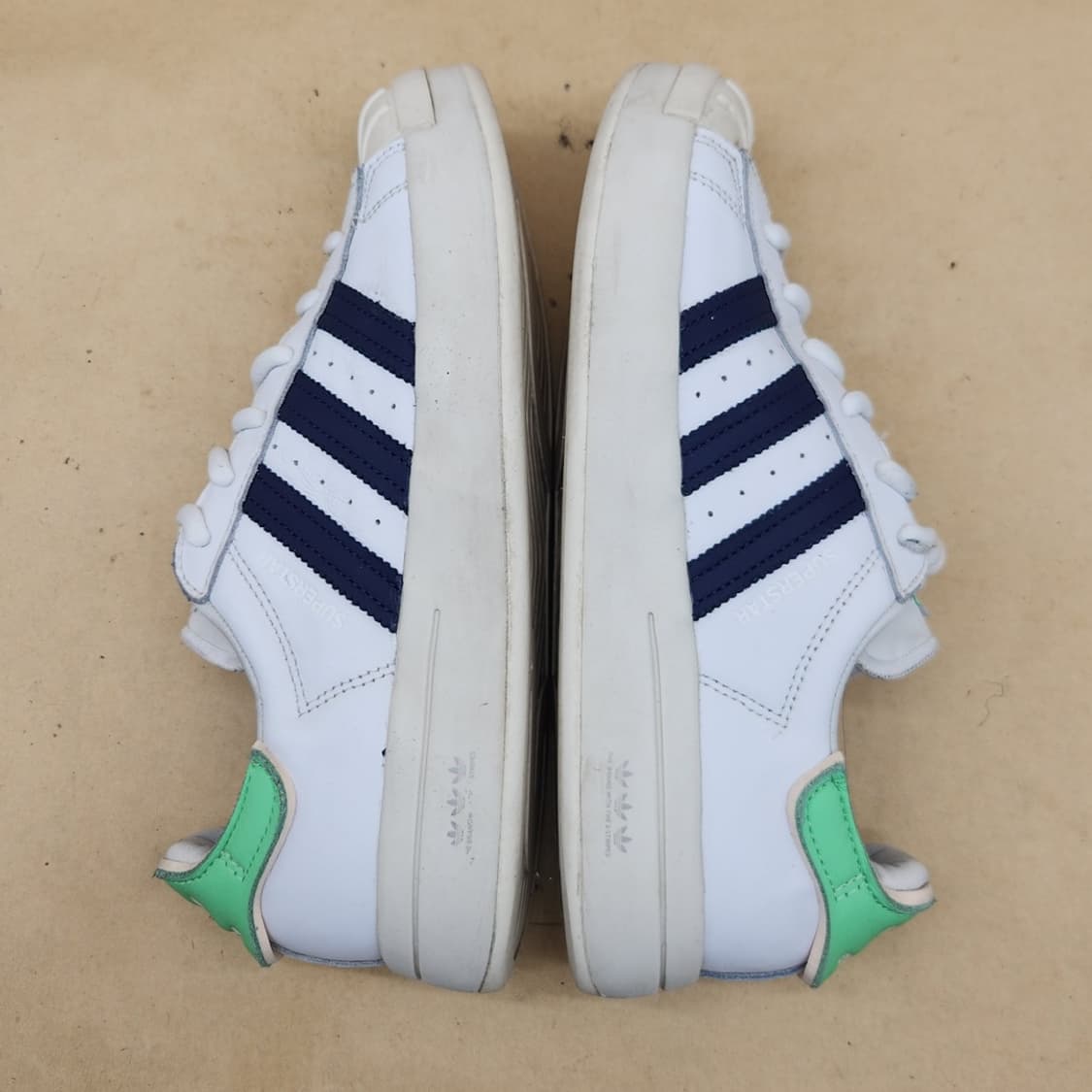 아디다스 슈퍼스타 아윤 운동화245 상품이미지5