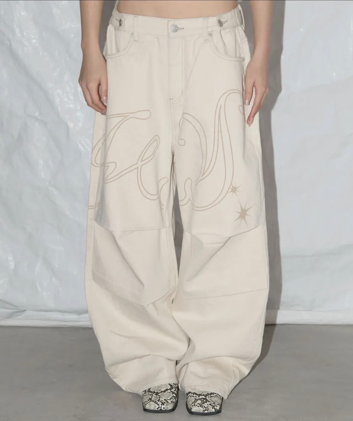 팬시클럽 엔젤 빈티지 워싱 핀턱팬츠 (IVORY) F25QD891 상품이미지1