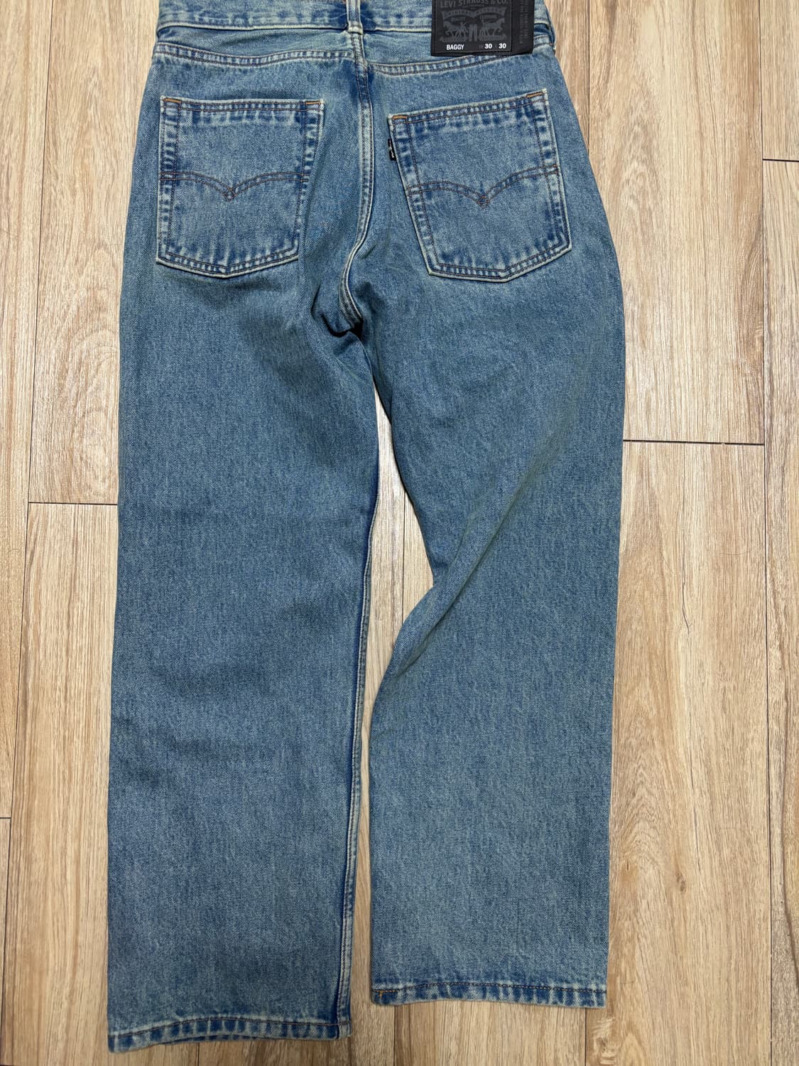 리바이스 배기핏 상품이미지1