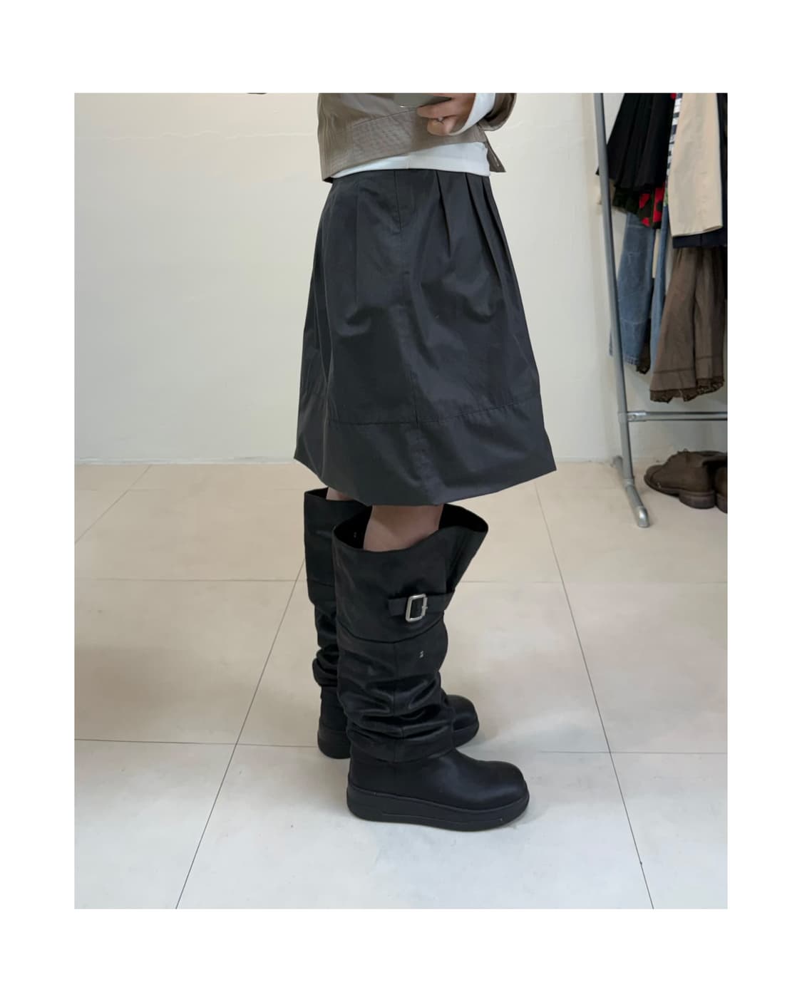 Uniqlo 미디 스커트 상품이미지1