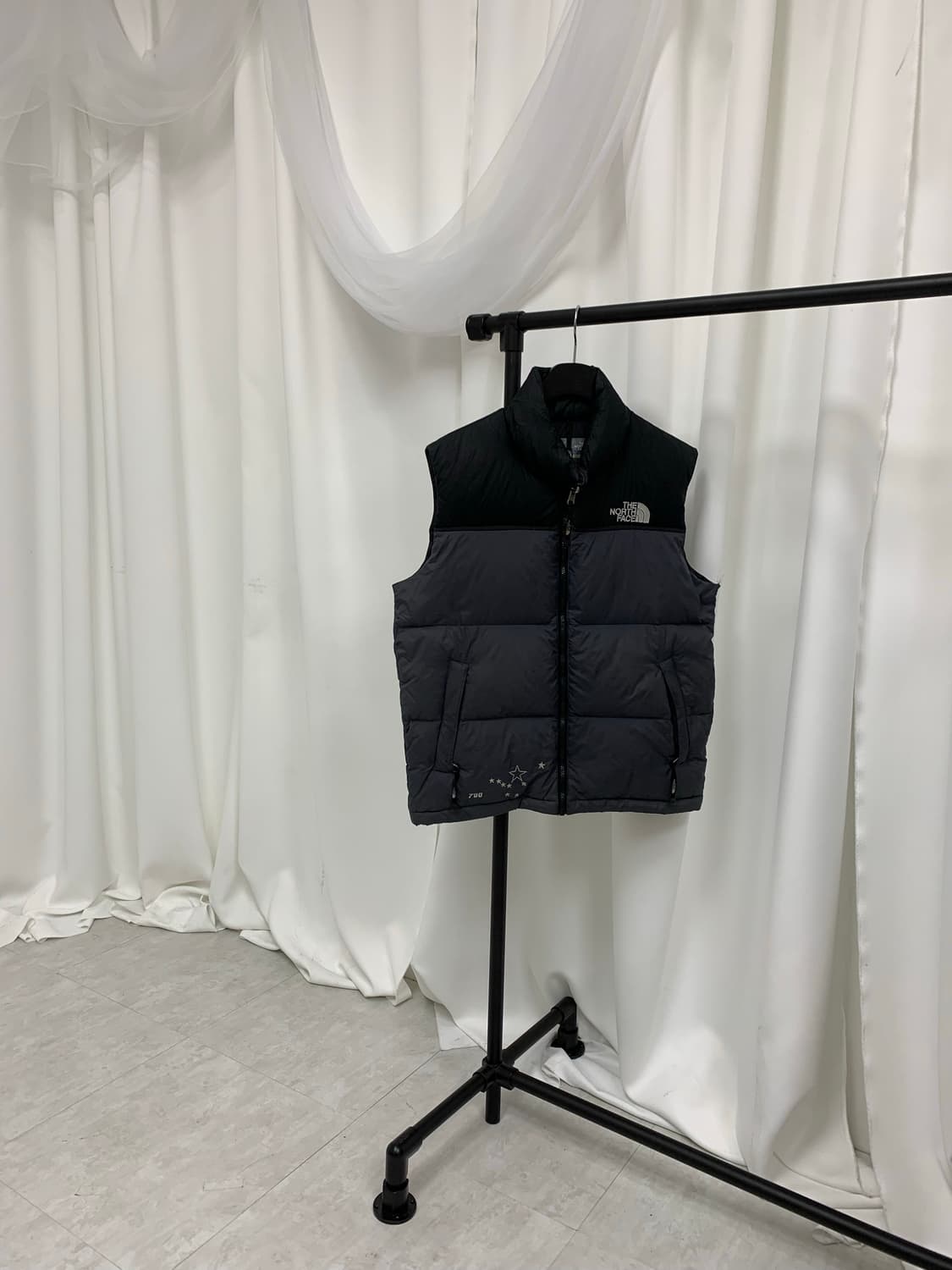 The North Face Star-Stitched Puffer Vest 상품이미지2