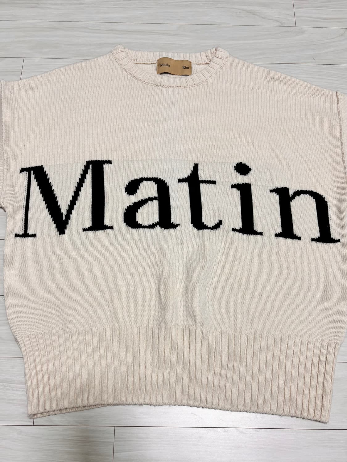 마뗑킴 빅로고 니트 아이보리 상품이미지4