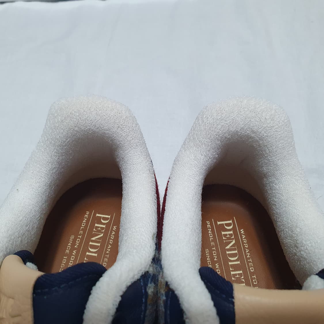 275 나이키 x 펜들턴 에어포스 1 로우 ID 네이비 상품이미지6