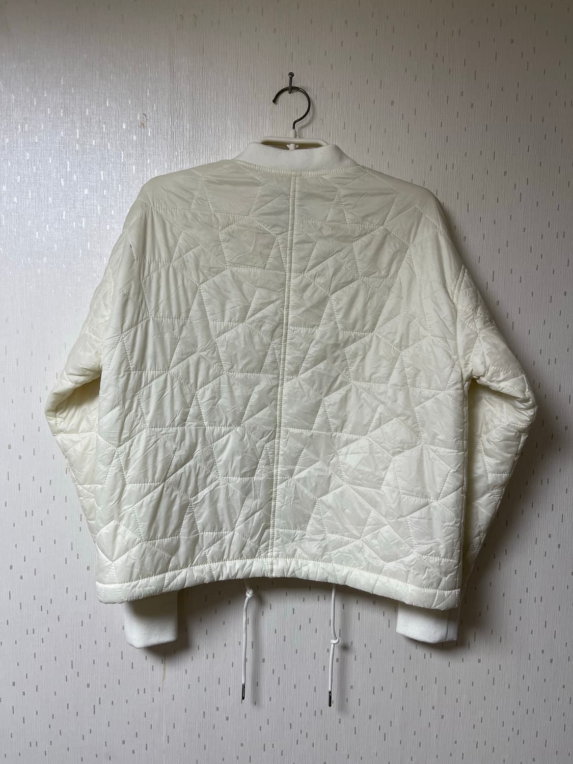 캘빈클라인 정품 여성용 누빔자켓 85 155/72A 상품이미지5