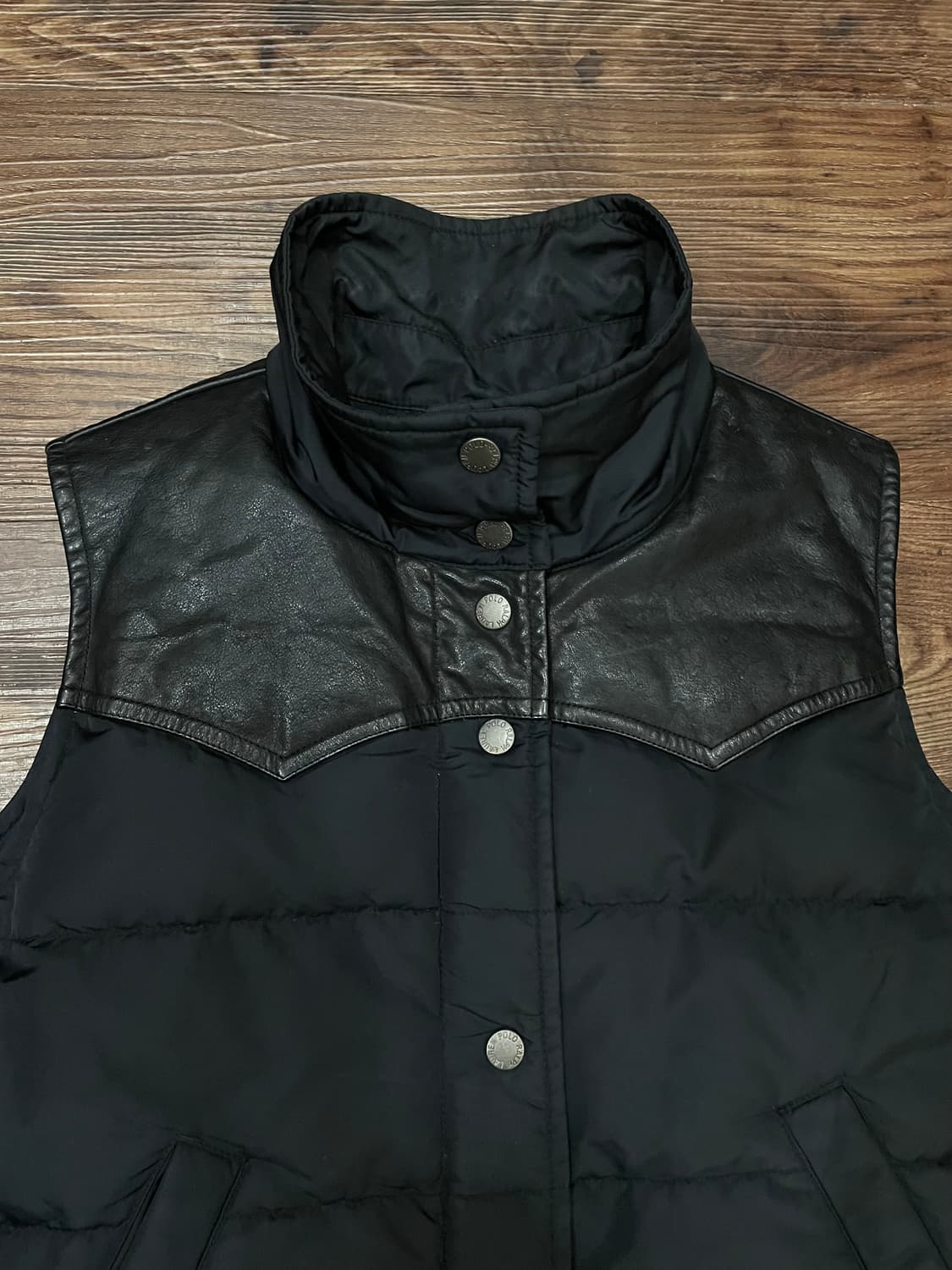 폴로 랄프로렌 소가죽 장식 구스다운 푸퍼 베스트 블랙 상품이미지2