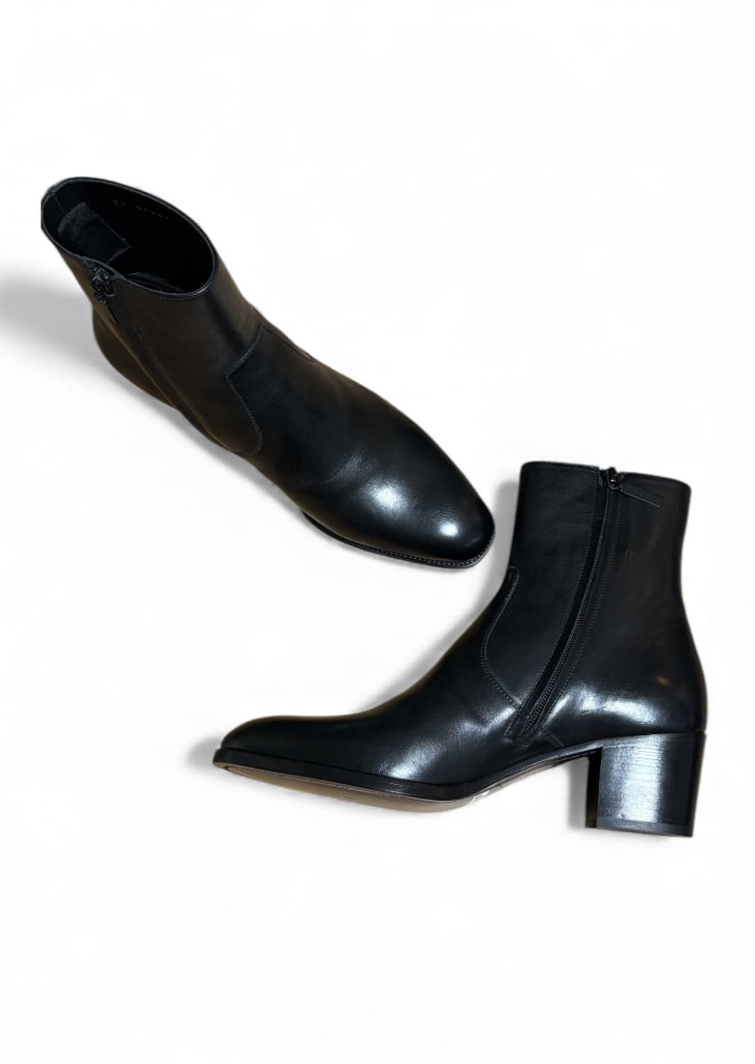 생로랑 와이어트60 블랙41 상품이미지2