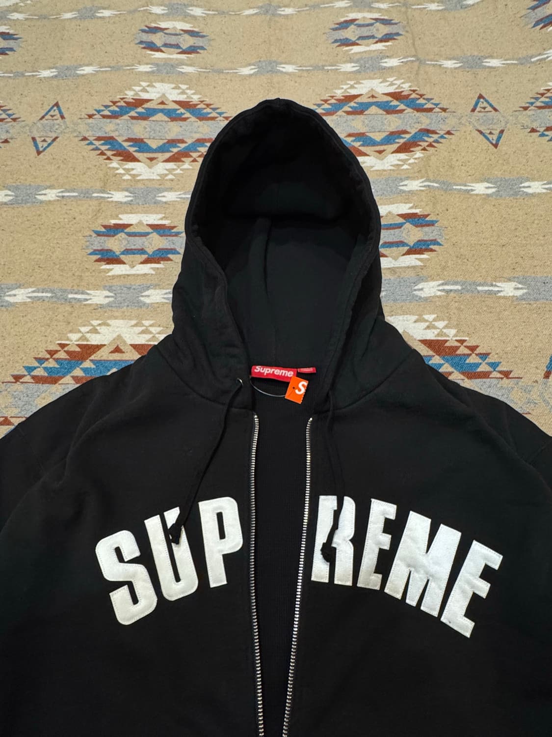 [L] 슈프림 아크 써멀 라인드 집업 후드 스웨트 셔츠 블랙 24FW 상품이미지4