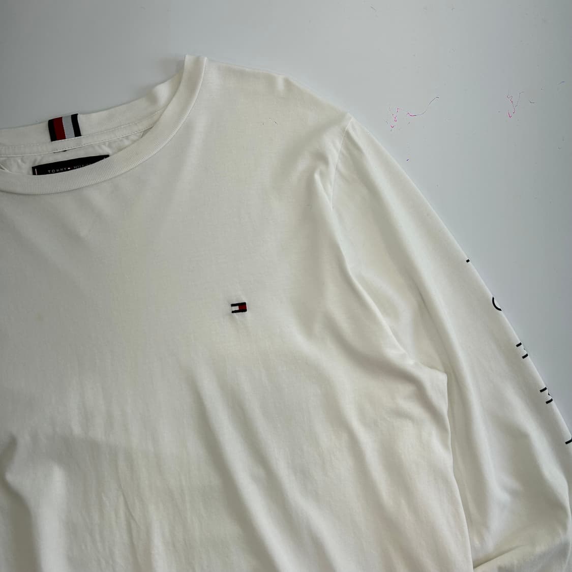 Tommy hilfiger 타미힐피거 사이드로고 화이트 롱슬리브 상품이미지4