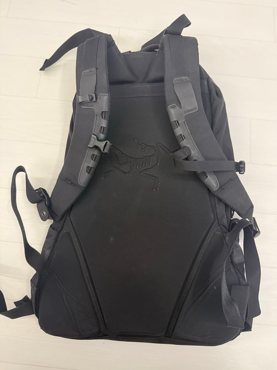 아크레틱스 아로22 상품이미지2