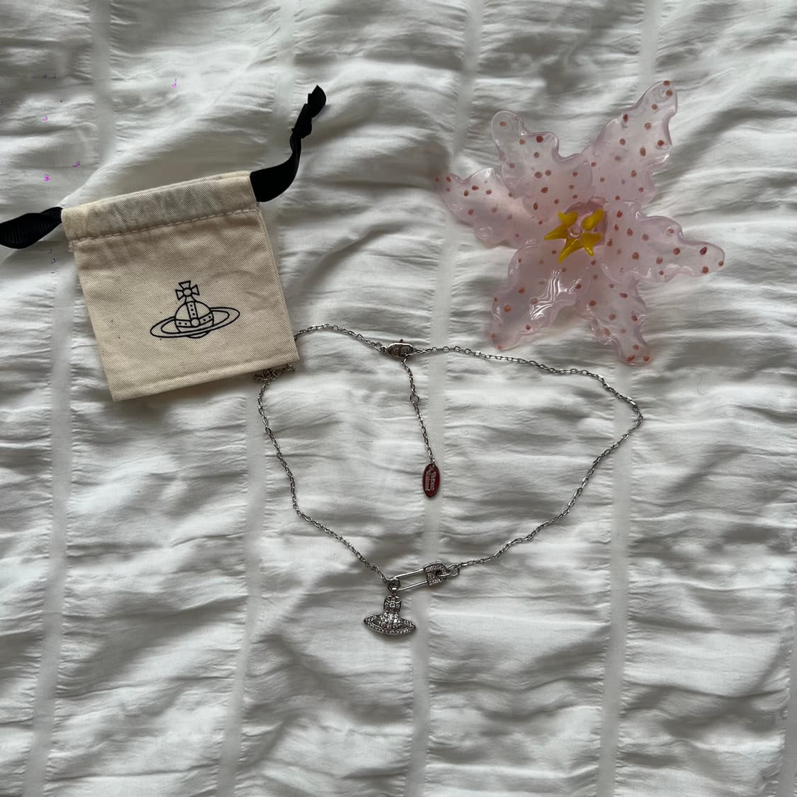 비비안웨스트우드 세이프티 핀 펜던트 목걸이 상품이미지2