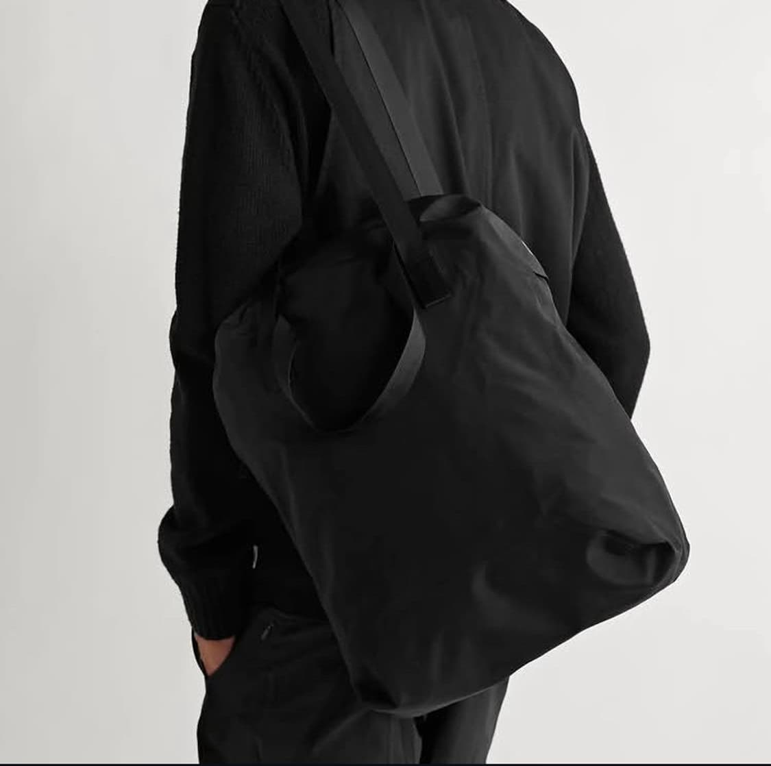 아크테릭스 베일런스 SEQUE 토트백 상품이미지1