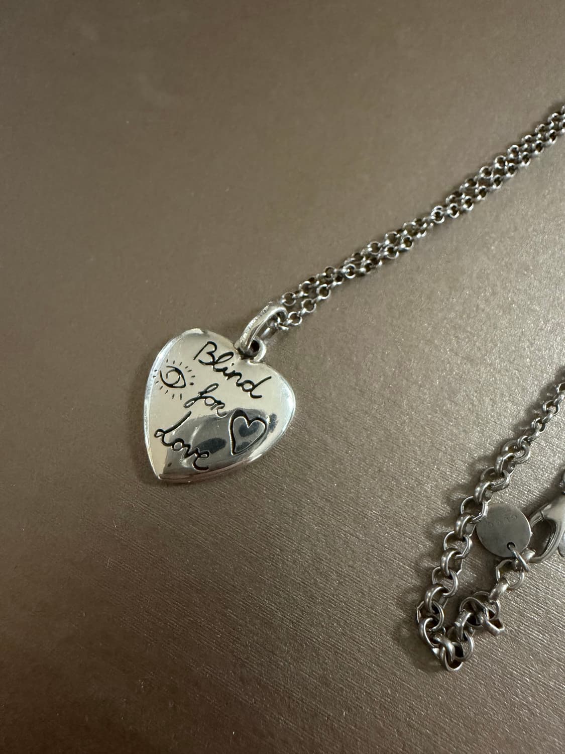 정품 구찌 블라인드포러브 목걸이 상품이미지4