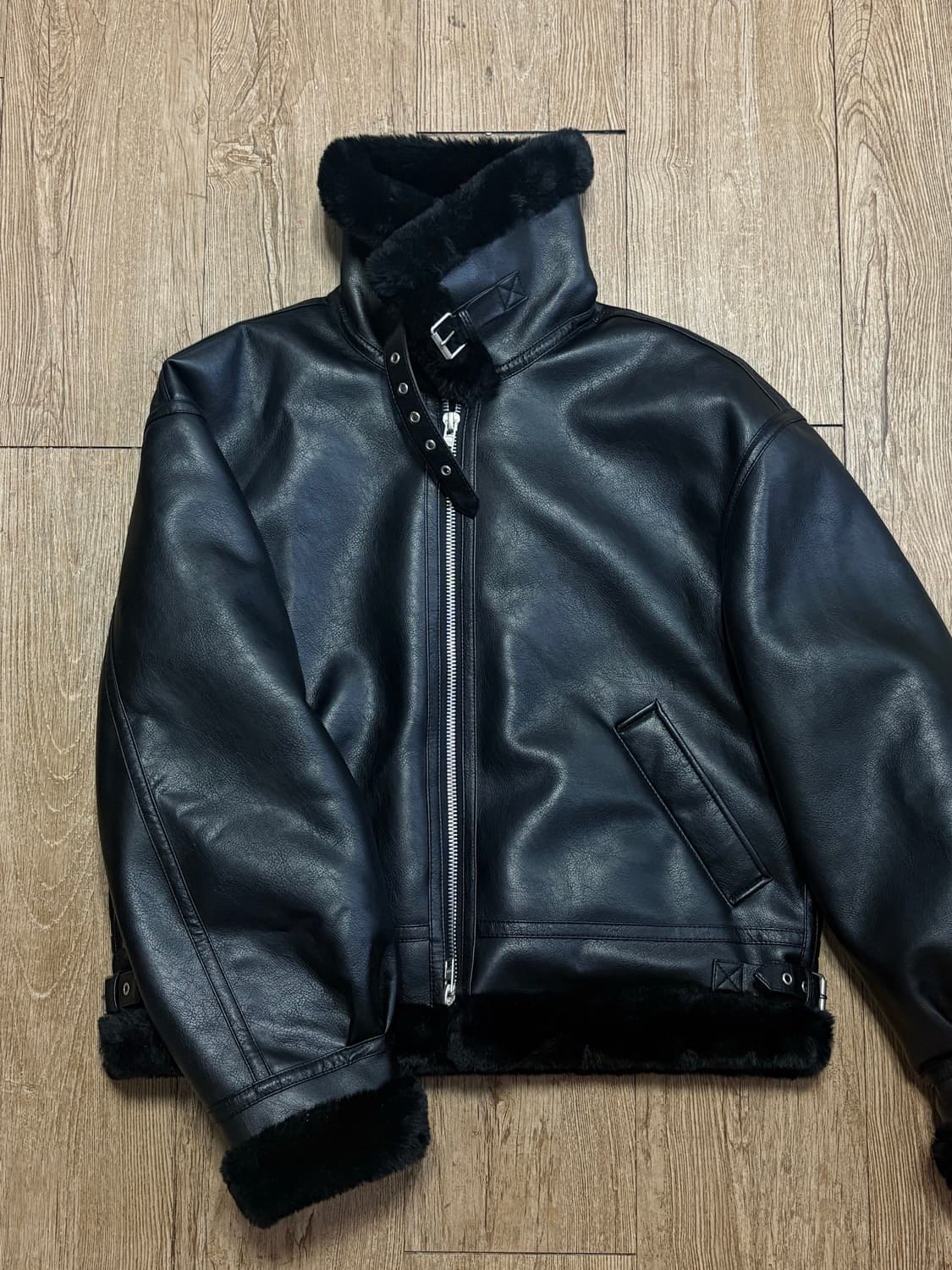 론트 810 비건 레더 무스탕 상품이미지1