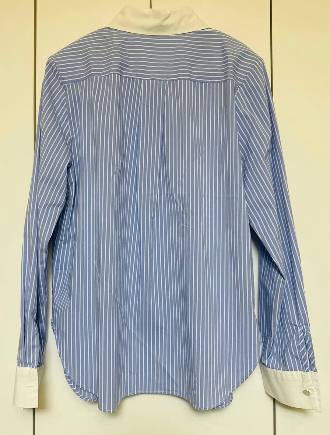줄로그블루 스트라이프 배색 카라 셔츠  상품이미지6