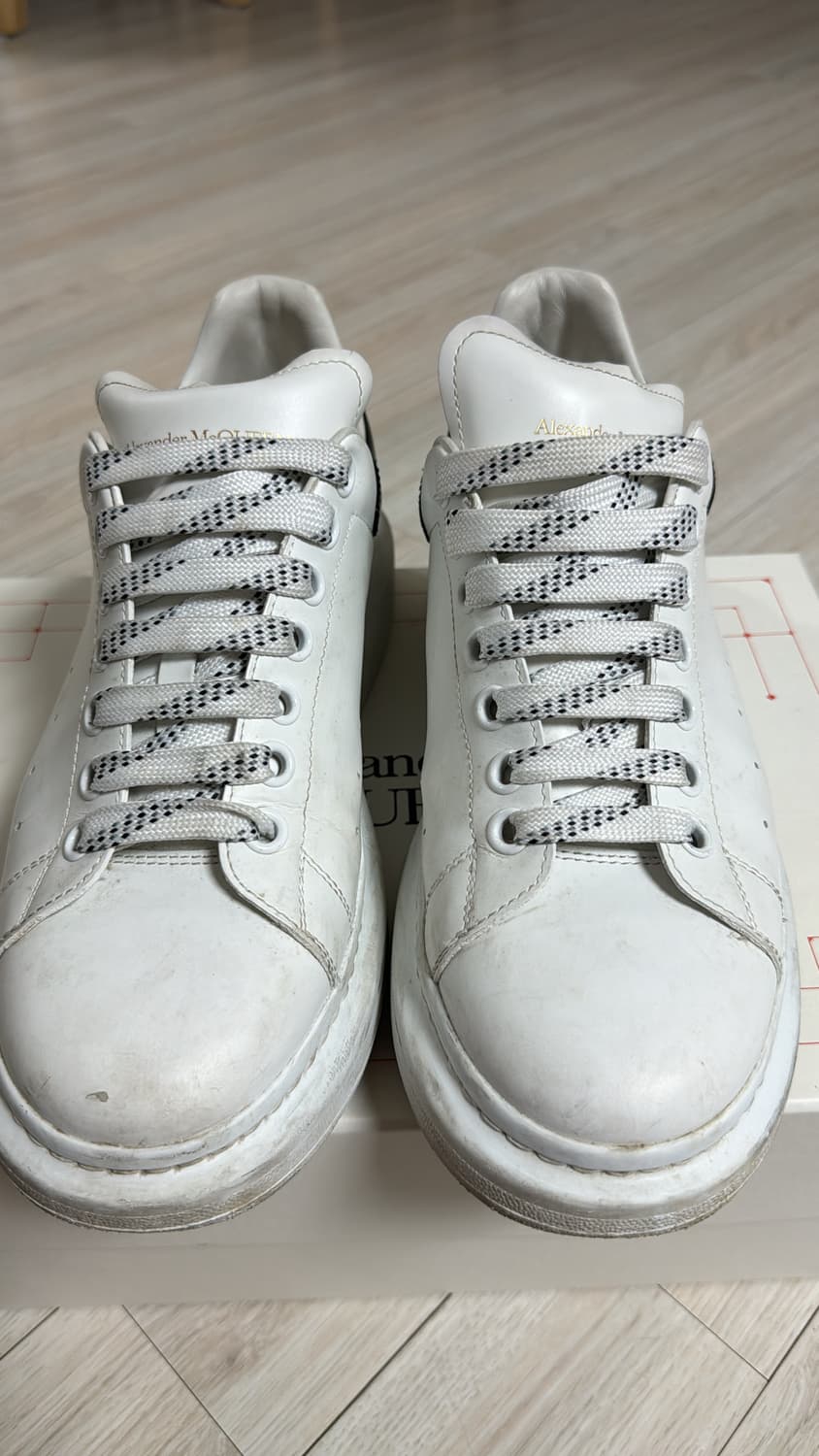 알렉산더 맥퀸 오버솔 스니커즈 상품이미지1