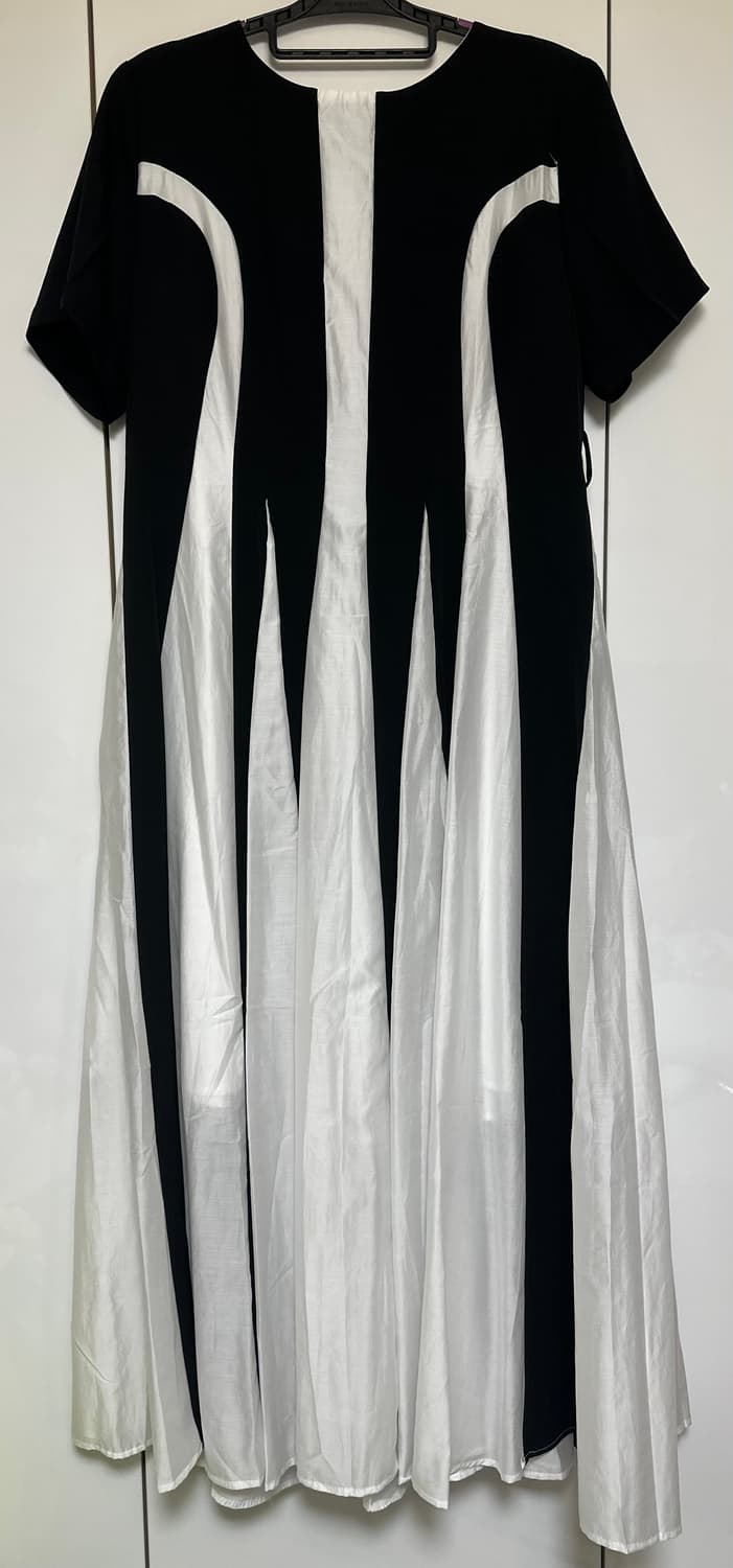 배색 플리츠 롱 실크원피스 상품이미지2
