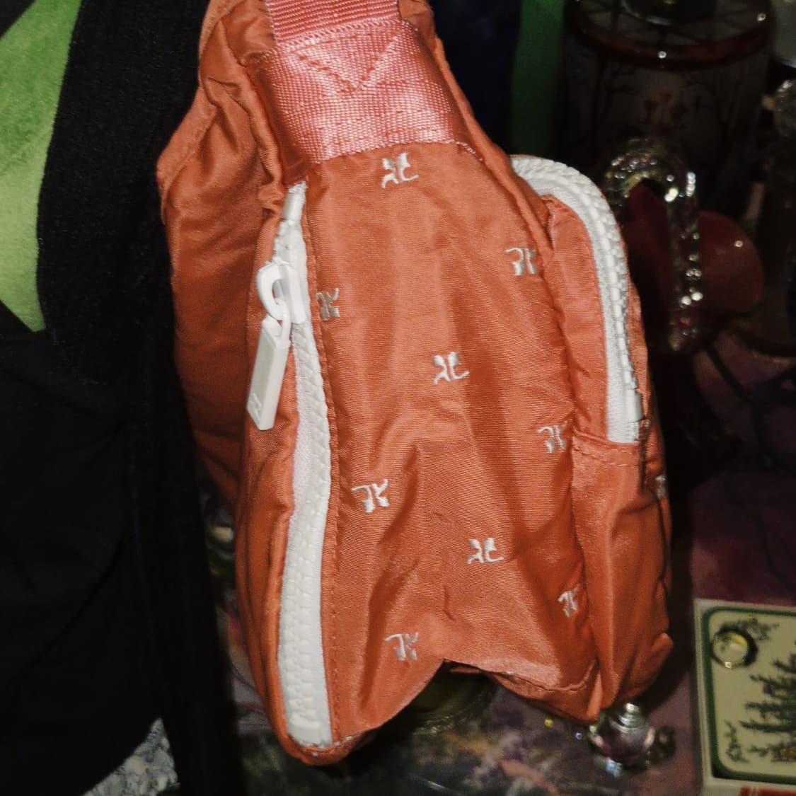 90s 프랑스 꾸레쥬 핑크 스포티 크로스&숄더백 상품이미지9