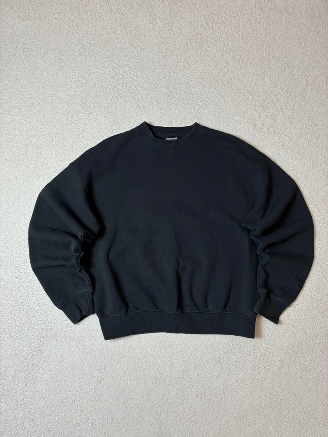 에센셜 피어오브갓 리플렉티브 백로고 맨투맨 PN7039 상품이미지3